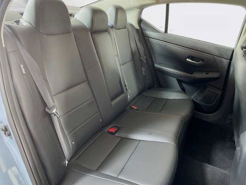 Certified 2025 Nissan Sentra SR w/ SR Premium Package FWD image 27