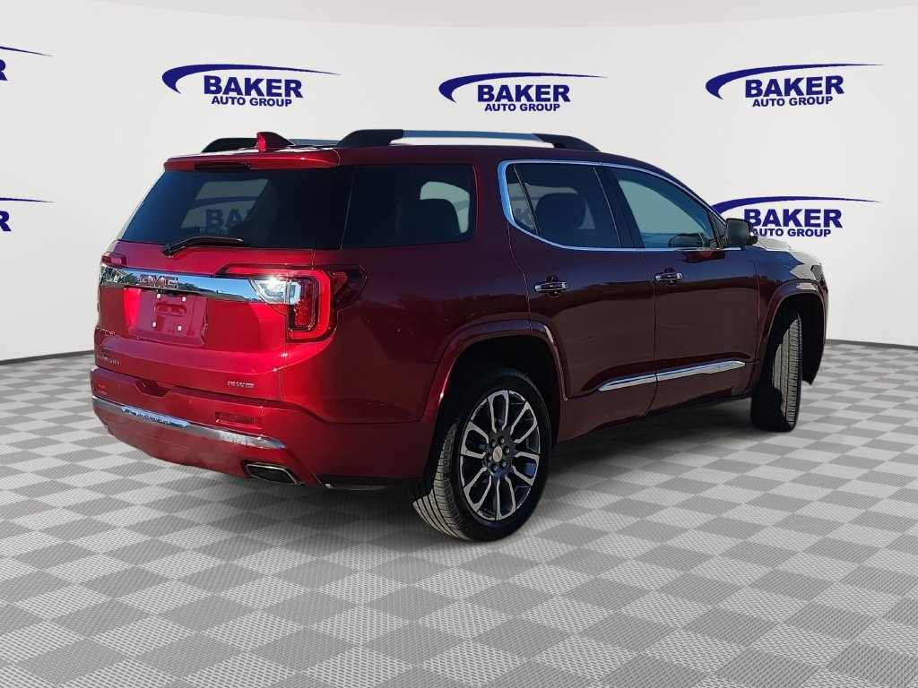 Used 2023 GMC Acadia Denali w/ Denali Ultimate Package AWD/4WD image 5