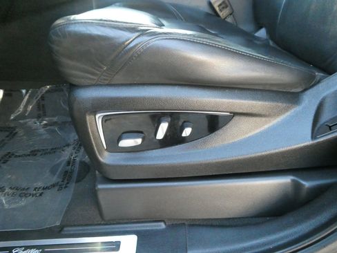 Used 2019 Cadillac Escalade ESV Luxury image 17