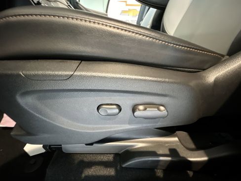 Used 2020 Chevrolet Trax Premier image 11