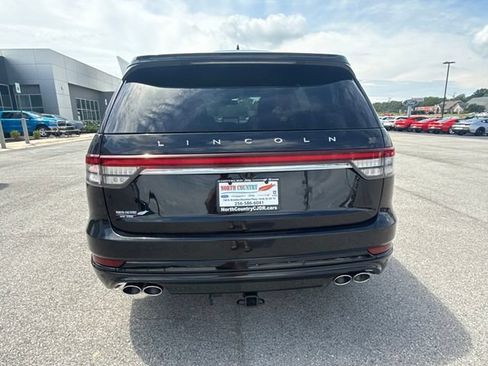 Used 2024 Lincoln Aviator Reserve w/ Equipment Group 201A AWD/4WD image 7