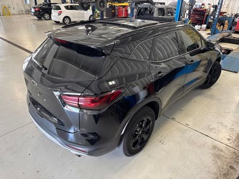 Used 2023 Chevrolet Blazer LT w/ Midnight/Sport Edition FWD image 13