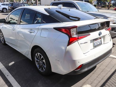 Used 2022 Toyota Prius Limited w/ Premium Convenience Package image 12