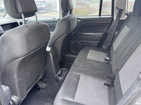 Used 2012 Jeep Compass Sport image 12