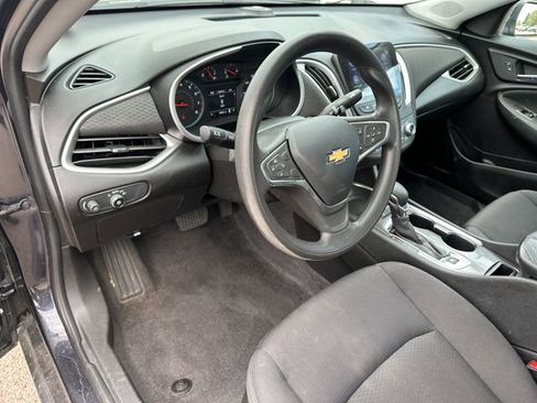 Used 2022 Chevrolet Malibu LT image 18