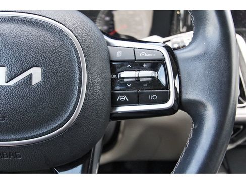 Used 2023 Kia Sorento S w/ Panoramic Sunroof Package AWD/4WD image 20