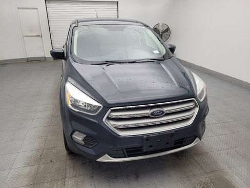 Used 2019 Ford Escape SE image 14