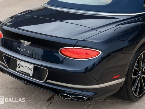 Used 2021 Bentley Continental GT image 17