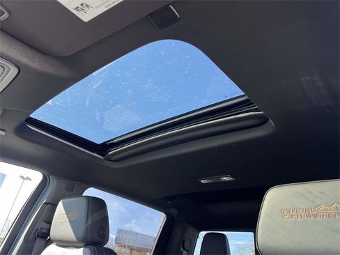 New 2026 Chevrolet Silverado 1500 High Country image 11