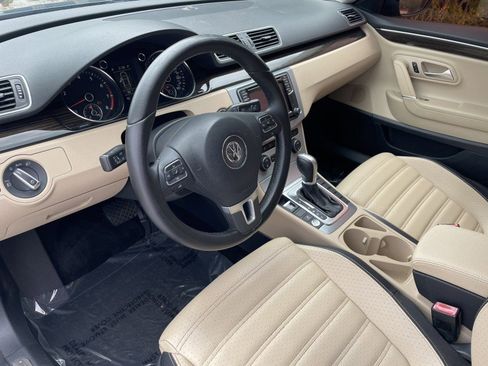 Used 2017 Volkswagen CC Sport FWD image 10