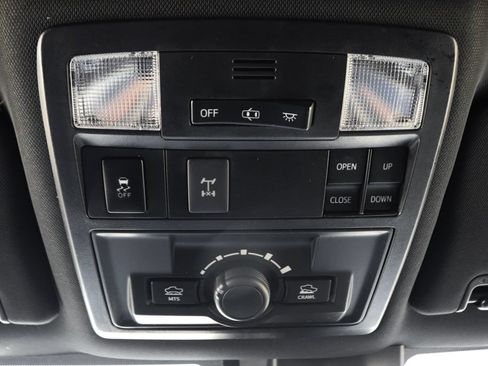 Used 2019 Toyota Tacoma TRD Pro AWD/4WD image 28