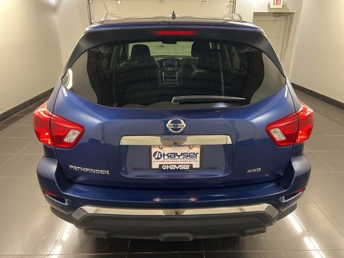 Used 2017 Nissan Pathfinder S AWD/4WD image 5