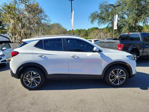 Certified 2023 Buick Encore GX Select image 13