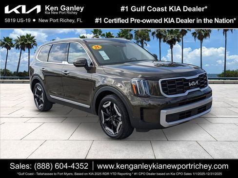 Certified 2025 Kia Telluride S FWD image 1