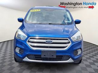 Used 2017 Ford Escape SE FWD video 2