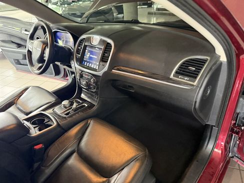 Used 2019 Chrysler 300 Touring L w/ Quick Order Package 22F RWD image 25