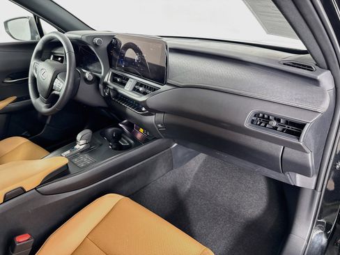 Used 2026 Lexus UX 300h AWD w/ Accessory Package (2T) image 27