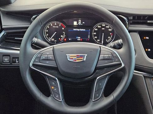 New 2025 Cadillac XT5 Premium Luxury image 15