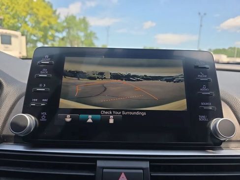 Used 2019 Honda Accord Sport image 31