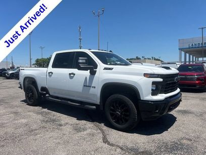 Used 2025 Chevrolet Silverado 2500 Custom w/ Custom Value Package