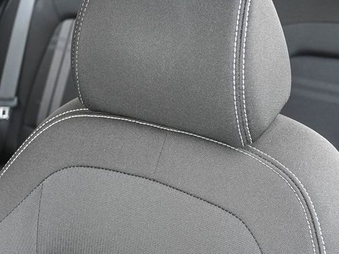 Certified 2025 Hyundai Venue SEL FWD image 16