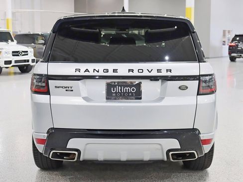 Used 2020 Land Rover Range Rover Sport HST image 13