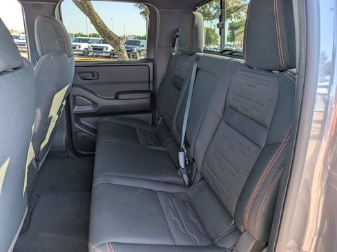 Used 2026 Nissan Frontier PRO-4X AWD/4WD image 29