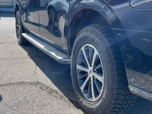 Used 2019 Ford Expedition Max XLT w/ Equipment Group 202A AWD/4WD image 5