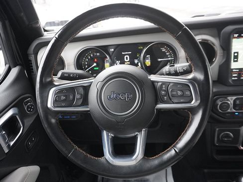 Used 2021 Jeep Wrangler Unlimited Sahara image 41