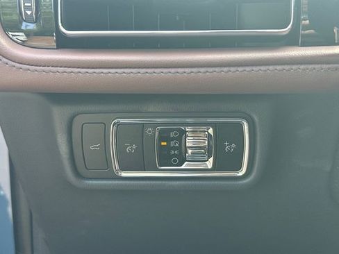 New 2026 Lincoln Aviator Reserve AWD/4WD image 25