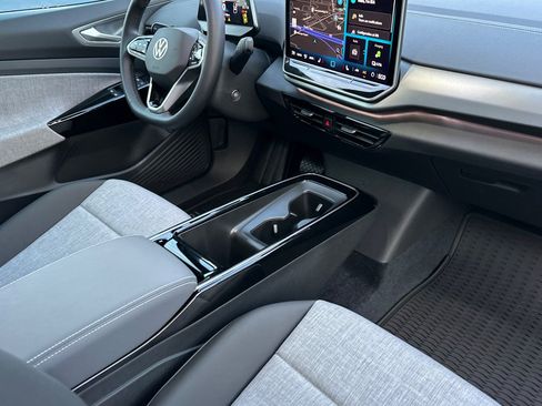New 2026 Volkswagen ID.4 Pro AWD/4WD image 15