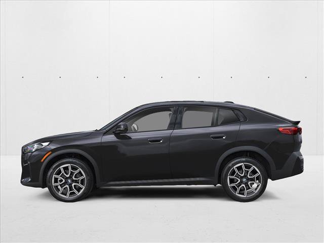 Used 2026 BMW X2 xDrive28i w/ Technology Package AWD/4WD image 3