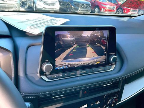 Used 2026 Nissan Rogue SV w/ SV Premium Package image 21