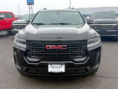Used 2023 GMC Acadia SLE w/ Driver Convenience Package image 2
