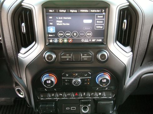 Used 2023 Chevrolet Silverado 2500 LT w/ Convenience Package AWD/4WD image 28