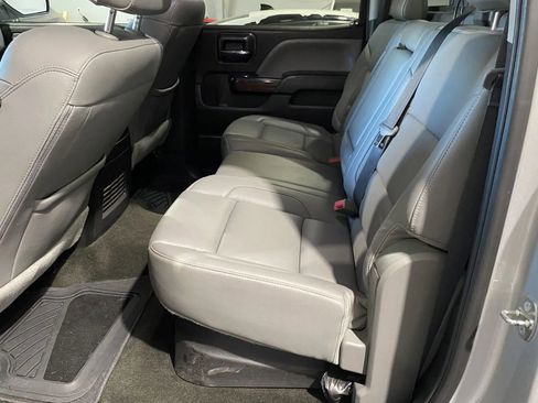 Used 2018 GMC Sierra 1500 SLT w/ Enhanced Driver Alert Package image 10