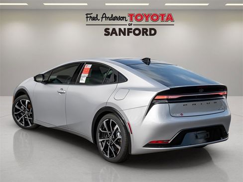 New 2026 Toyota Prius XSE image 4