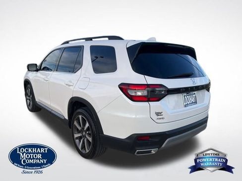 Used 2025 Honda Pilot Elite image 5