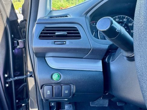 Used 2015 Honda CR-V LX image 20