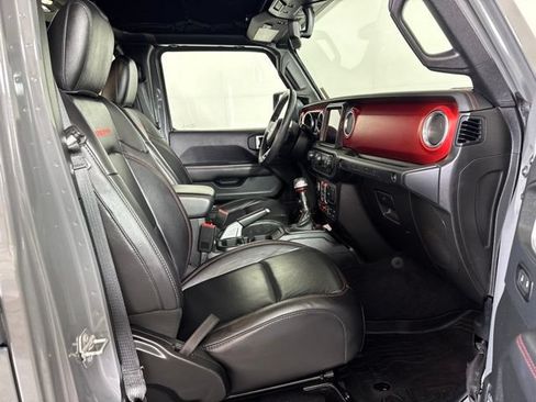 Used 2019 Jeep Wrangler Unlimited Rubicon AWD/4WD image 4