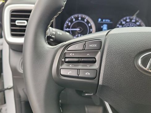 Used 2022 Hyundai Venue Limited w/ Cargo Package image 24