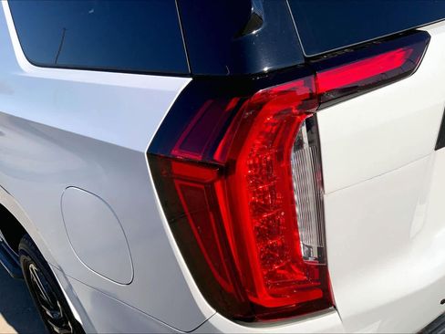 Used 2021 GMC Yukon Denali image 27