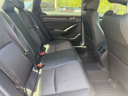 Used 2020 Honda Accord Sport image 8