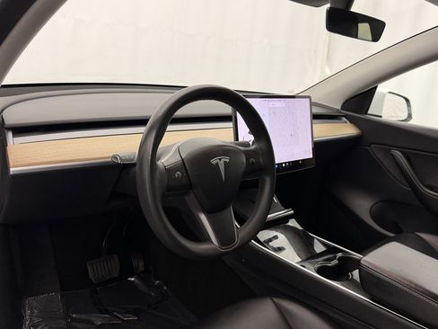 Used 2020 Tesla Model Y Long Range AWD/4WD image 8