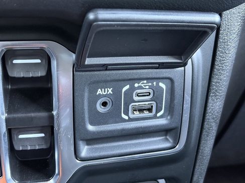 Used 2024 Jeep Wrangler Unlimited Rubicon 392 AWD/4WD image 30