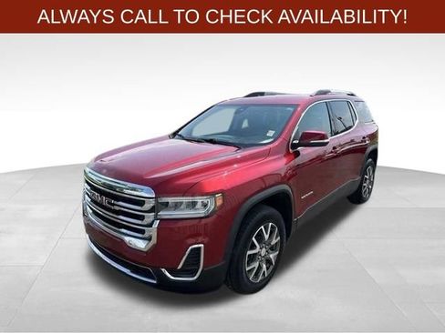 Used 2023 GMC Acadia SLE w/ Driver Convenience Package FWD image 3