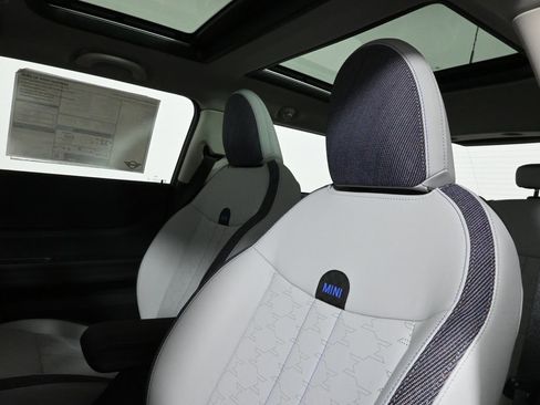 Used 2025 MINI Cooper S image 16