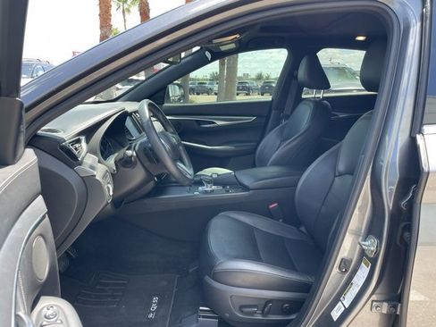 Used 2023 INFINITI QX55 Luxe w/ Cargo Package image 13