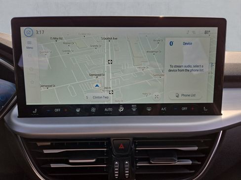 Used 2024 Ford Escape Platinum w/ Class II Trailer Tow Package image 17