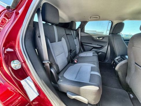 Certified 2025 Chevrolet Blazer LT AWD/4WD image 26